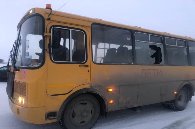 В Стародубе оштрафовали сотрудника школы за выпуск небезопасного автобуса