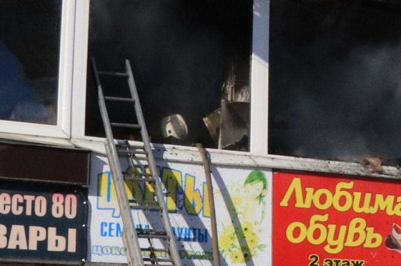 Пожар в торговом центре в Сыктывкаре. 