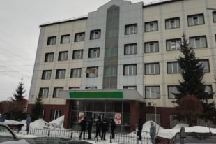 Здание приставов в Барнауле.