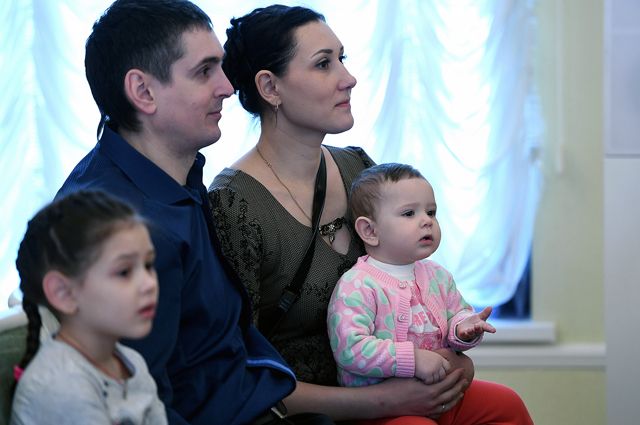 Навстречу семье. В Тверской области молодым родителям помогают с ипотекой