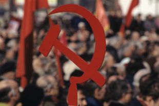 Митинг на Калужской площади в Москве, приуроченный к годовщине Всесоюзного референдума 17 марта 1991 года о сохранении СССР.