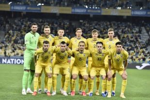 Cборная Украины начинает путь на ЧМ-2022