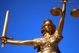 Владельцев магазинов признали виновными в совершении административного правонарушения.