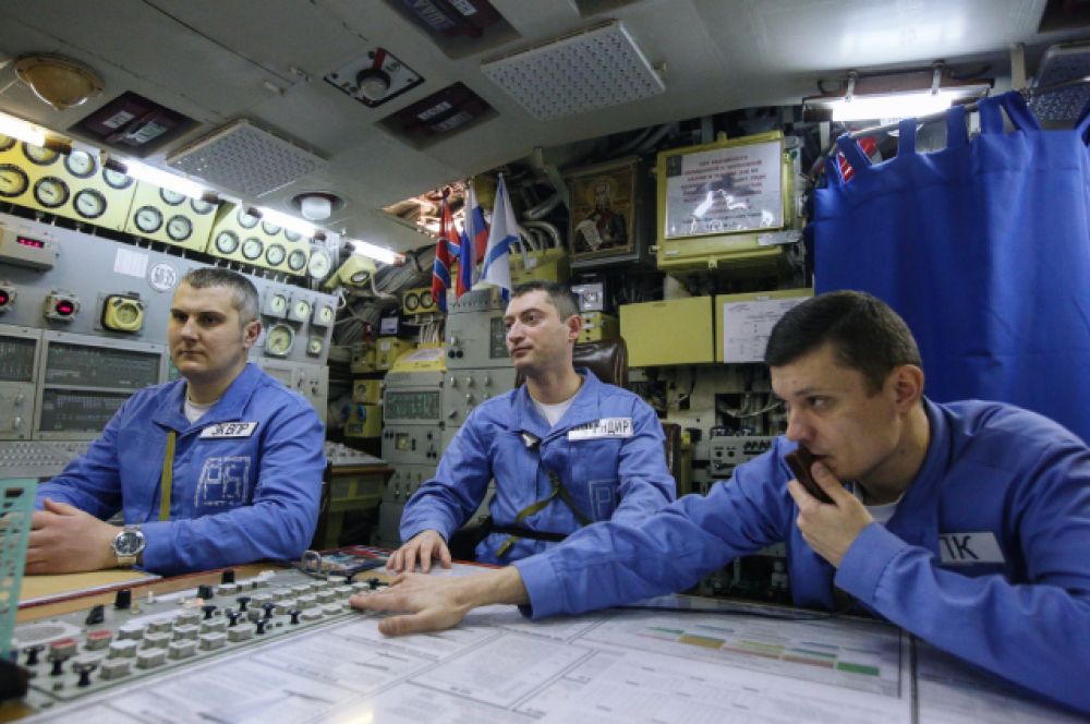 Подводная скорость подлодки достигает 24 узлов.