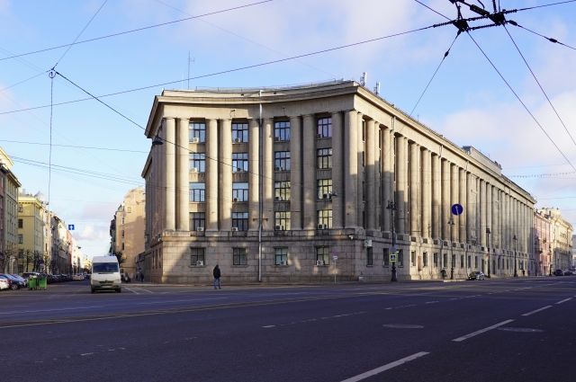 В историческом строении на Суворовском проспекте проведут реставрацию