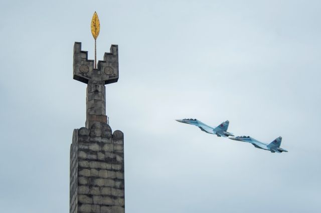 Самолеты без ракет. Почему армянские Су-30 СМ встретили войну «голыми»?