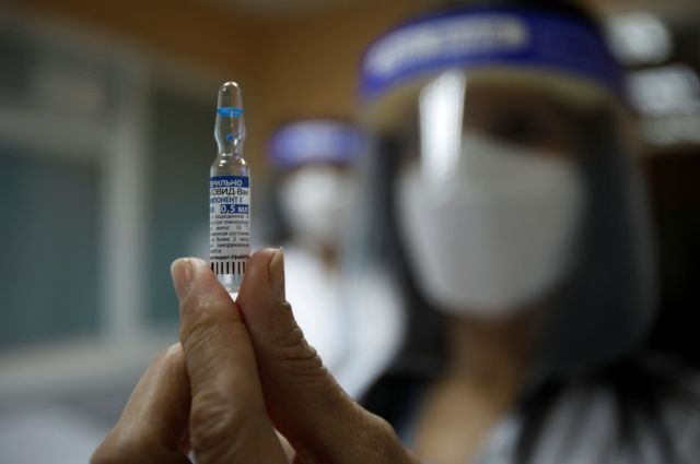 Черногория разрешила въезд для россиян, привитых от коронавируса