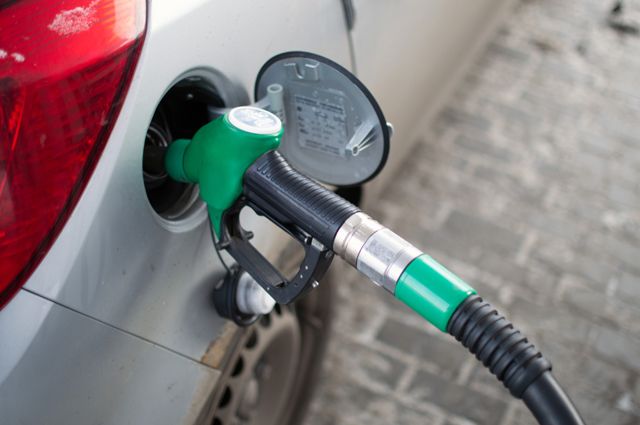 10 причин увеличивающих расход топлива у автомобиля