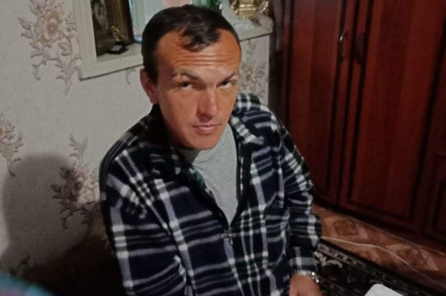 В Карачаево-Черкесии ищут пропавшего 38-летнего велосипедиста с татуировкой