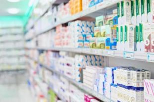 В Украине хотят штрафовать за продажу лекарств несовершеннолетним.