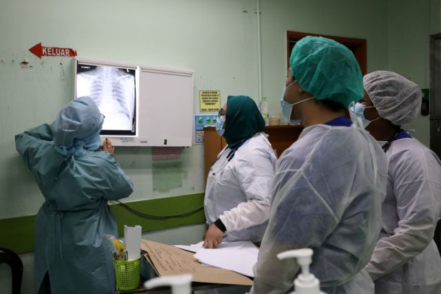 ВОЗ сообщила о выявлении 461 тыс. случаев коронавируса за сутки