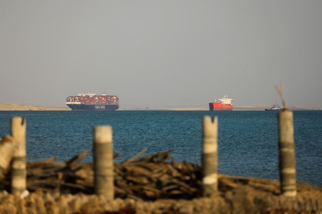 Подсчитаны суммы потерь от блокировки Суэцкого канала