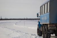 В трех районах Югры была значительно снижена грузоподъемность ледовых переправ