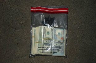 В Киеве валютные мошенники обманули женщину на 54 тыс. долларов