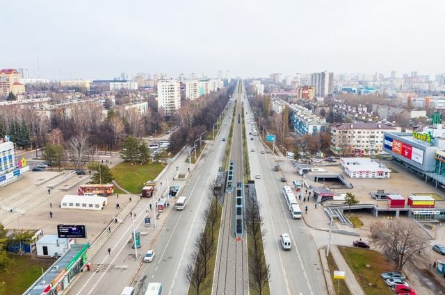 Курумоч стоянка автомобилей рядом