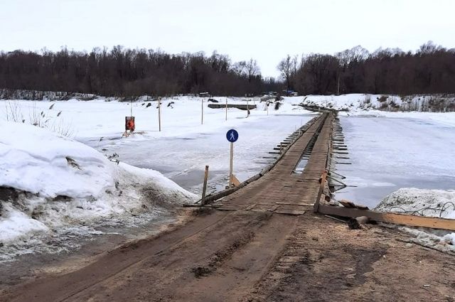 В Архангельске закрыли одну из главных ледовых переправ