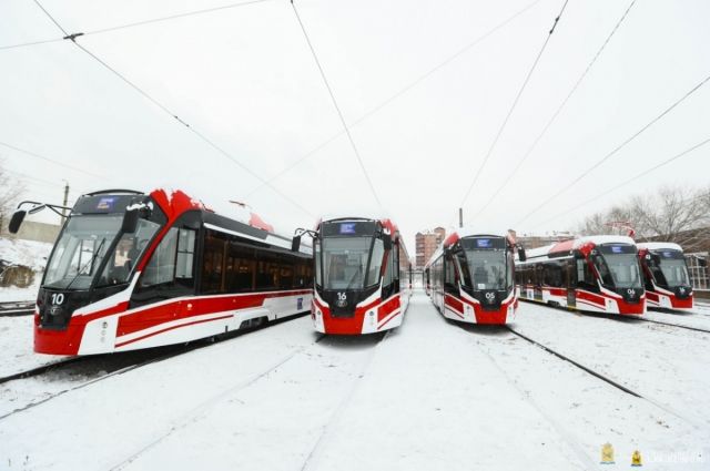 Короткое замыкание трамвая в Новосибирске привело к эвакуации 20 пассажиров