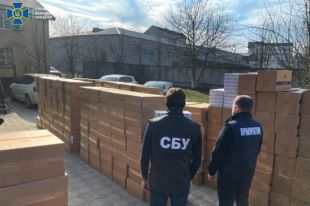 СБУ предотвратила масштабный сбыт поддельного табака.