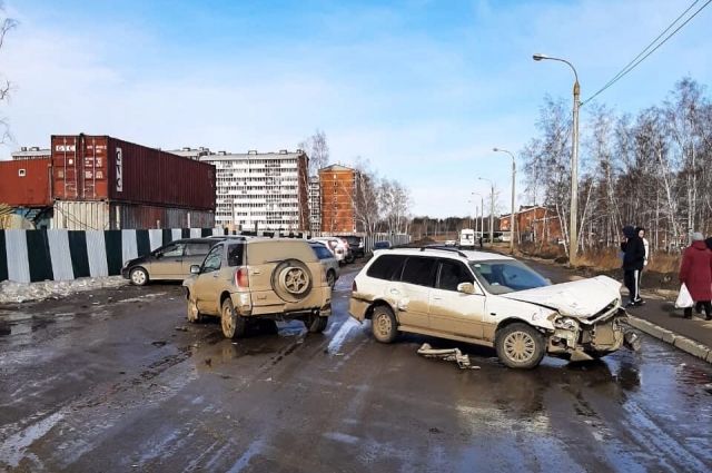 Причины ДТП на дорогах Иркутской области. ДТП Иркутск Иркутск 3 на 4 апреля.
