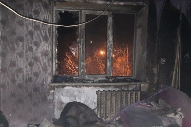 Два ребенка попали в больницу после пожара в Кыштыме