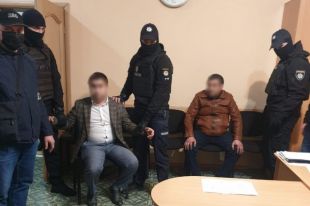 В Днепропетровской области иностранцы пытались подкупить чиновника полиции