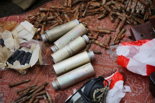 Склад боеприпасов обнаружила полиция в Пскове