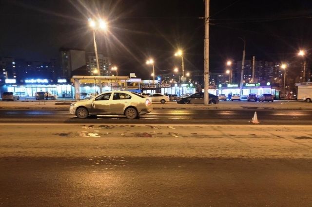 В Самаре старушка попала под машину напротив аптеки на пр. Кирова, 425К2