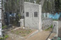 Состояние могилы Анны Заломов пока волнует только неравнодушных граждан.