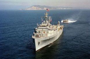 Два ракетных эсминца США вошли в акваторию Средиземного моря.