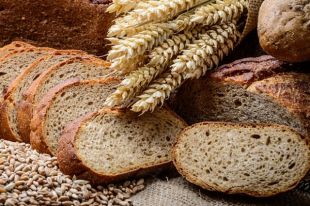 «Хлеб, яйца и картофель»: в Украине снизились цены на ряд продуктов