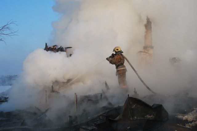 В Забайкальском крае при пожаре в жилом доме погибли три человека