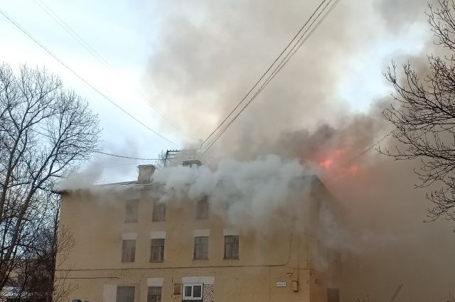 Пожар в хостеле близ фабрики 