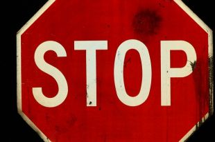 В Оренбуржье паводковые воды «отрезали» поселок Урпия.