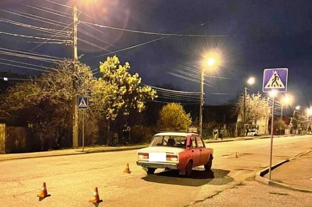 Пожилой водитель вечером 12 апреля сбил девушку на зебре в Пятигорске