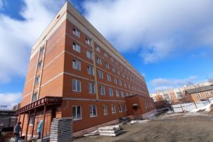 Поликлинику строят на средства из федерального бюджета.