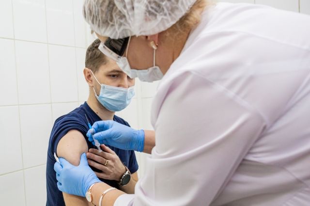Более 87 000 жителей Брянской области вакцинировались от коронавируса