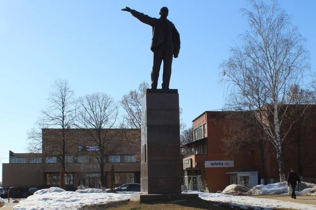 В Богородицком районе памятник Ленину оказался бесхозным