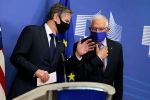 Глава дипломатии ЕС и госсекретарь США обсудили ситуацию в Украине