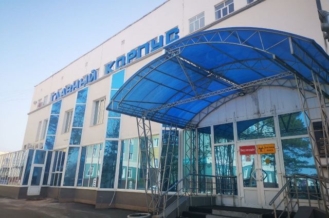 В Оренбурге закрывается крупнейший COVID-госпиталь на базе ОКБ №2.