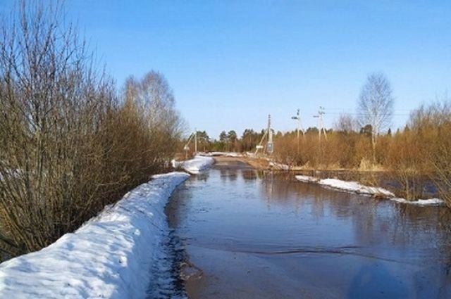 Участок дороги затопило паводком в Уренском районе Нижегородской области