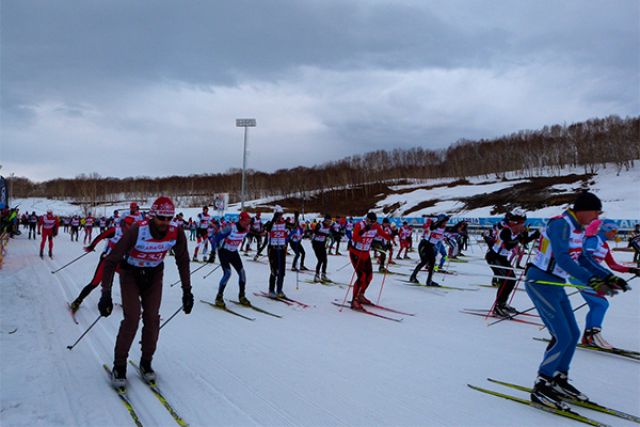 На «Авачинский марафон» на Камчатке заявились 400 лыжников
