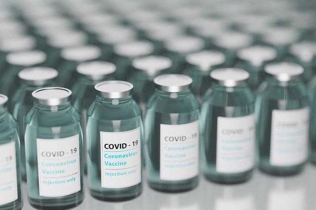 Более четверти омских железнодорожников прошли вакцинацию от COVID-19