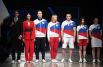 Модели демонстрируют одежду из новой коллекции официальной формы российских спортсменов для Олимпийских игр в Токио.