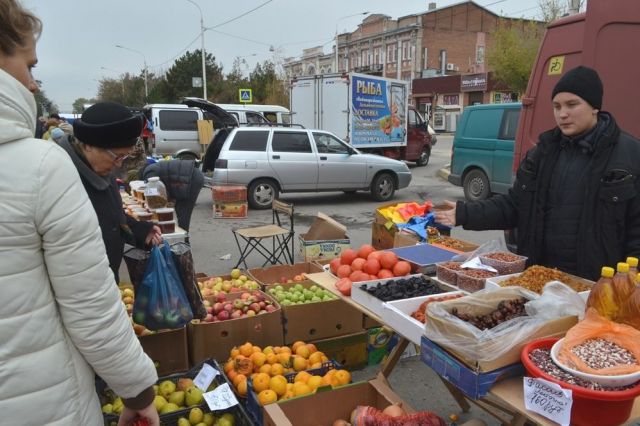 В трех районах Саратова пройдут продуктовые ярмарки