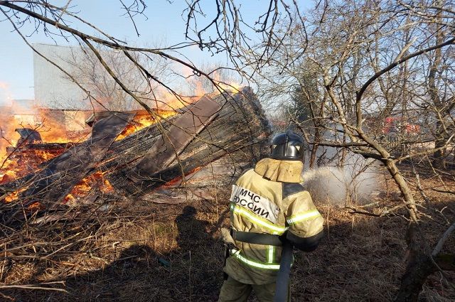 В Киржачском районе едва не сгорели 300 домовладений в деревне Головино