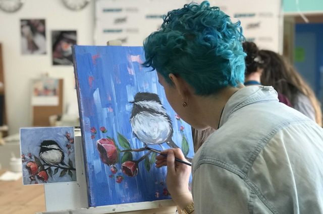 Студия рисования Draw&Go при поддержке СИБУРа провела мастер-классы в Югре