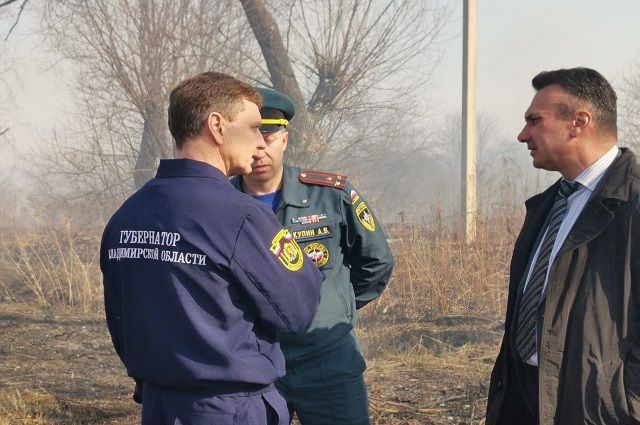 Владимир Сипягин распорядился помочь погорельцам из деревни Першково
