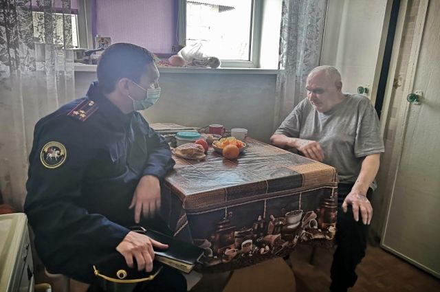 Жителю Красноярского края, напавшему на ветерана, предъявили обвинение