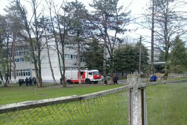В Краснодаре 16 апреля эвакуировали учеников школы №20