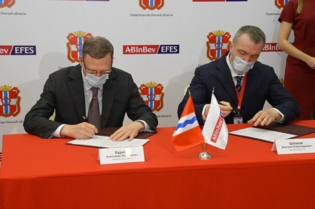 Омский губернатор и президент AB InBev Efes договорились о сотрудничестве